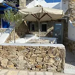 Rineia Complex By Live&travel Appartement