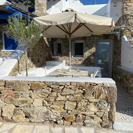 Rineia Complex By Live&travel Appartement