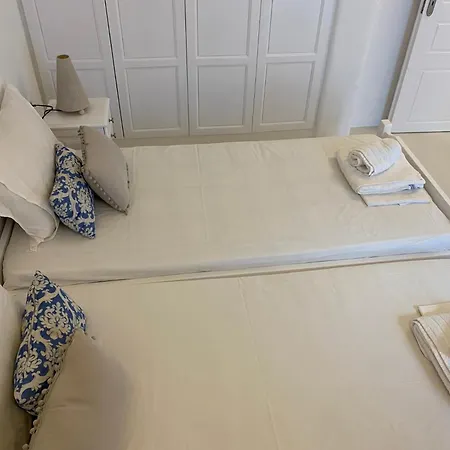 Rineia Complex By Live&travel شقة *