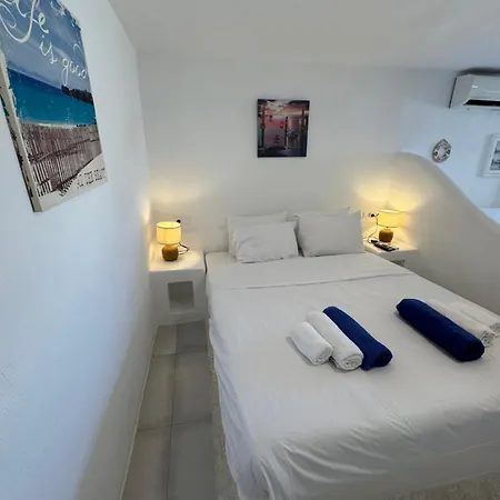 Appartement Rineia Complex By Live&travel *