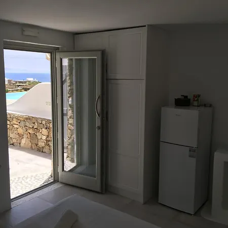 Rineia Complex By Live&travel Elia (Mykonos)