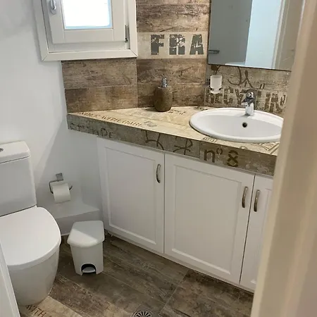 Rineia Complex By Live&travel Elia (Mykonos)